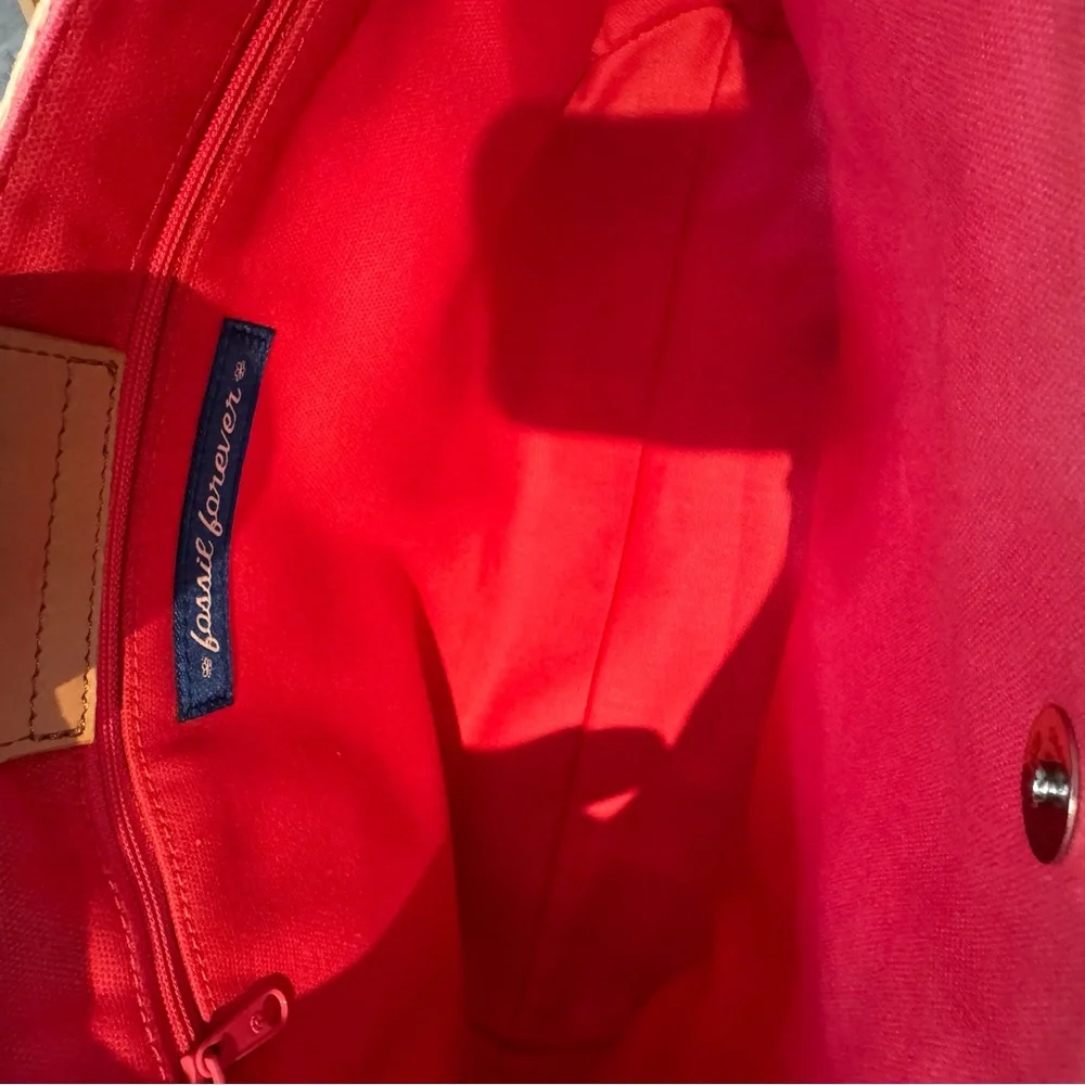 Fossil Forever Cottagecore Straw tote with Velvet flowers new - Picture 6 of 7